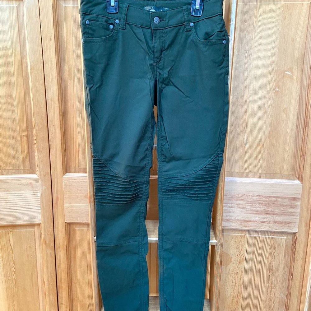Brenna Pant